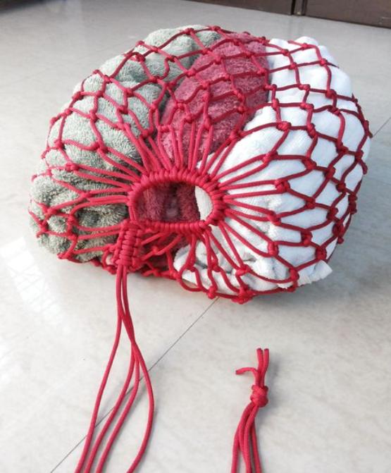 Paracord drawstring pouch