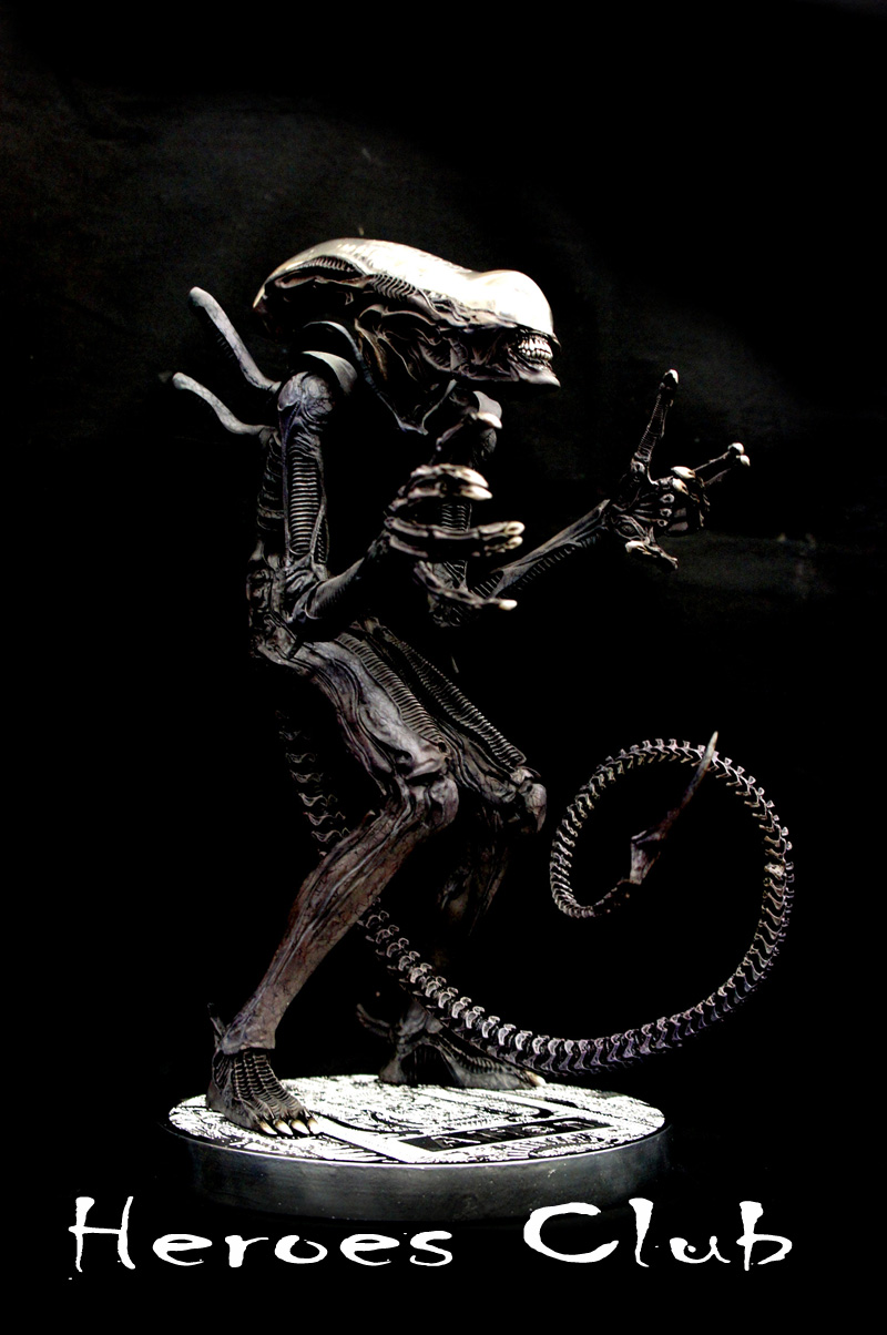 H.R. Giger Big Chap Alien 45 cm Art Statue 2.0 Takayuki Takeya