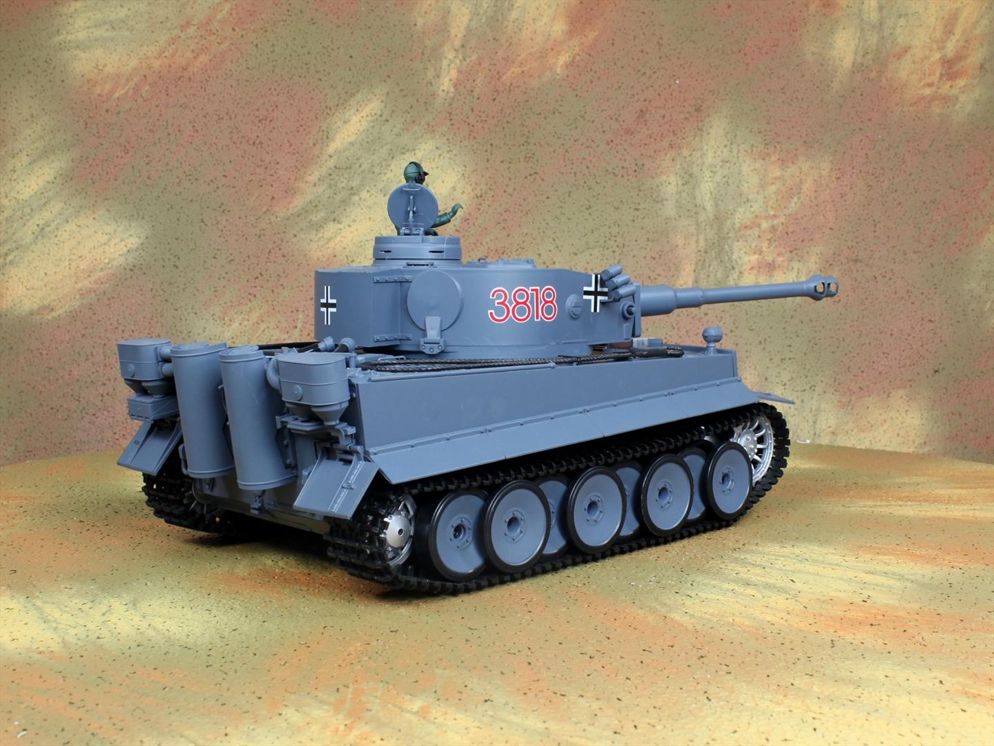 1:16 Scale Tiger I Remote Control Scale Model Tank, HENG-LONG Toys 3818 Radio Controlled Tank.