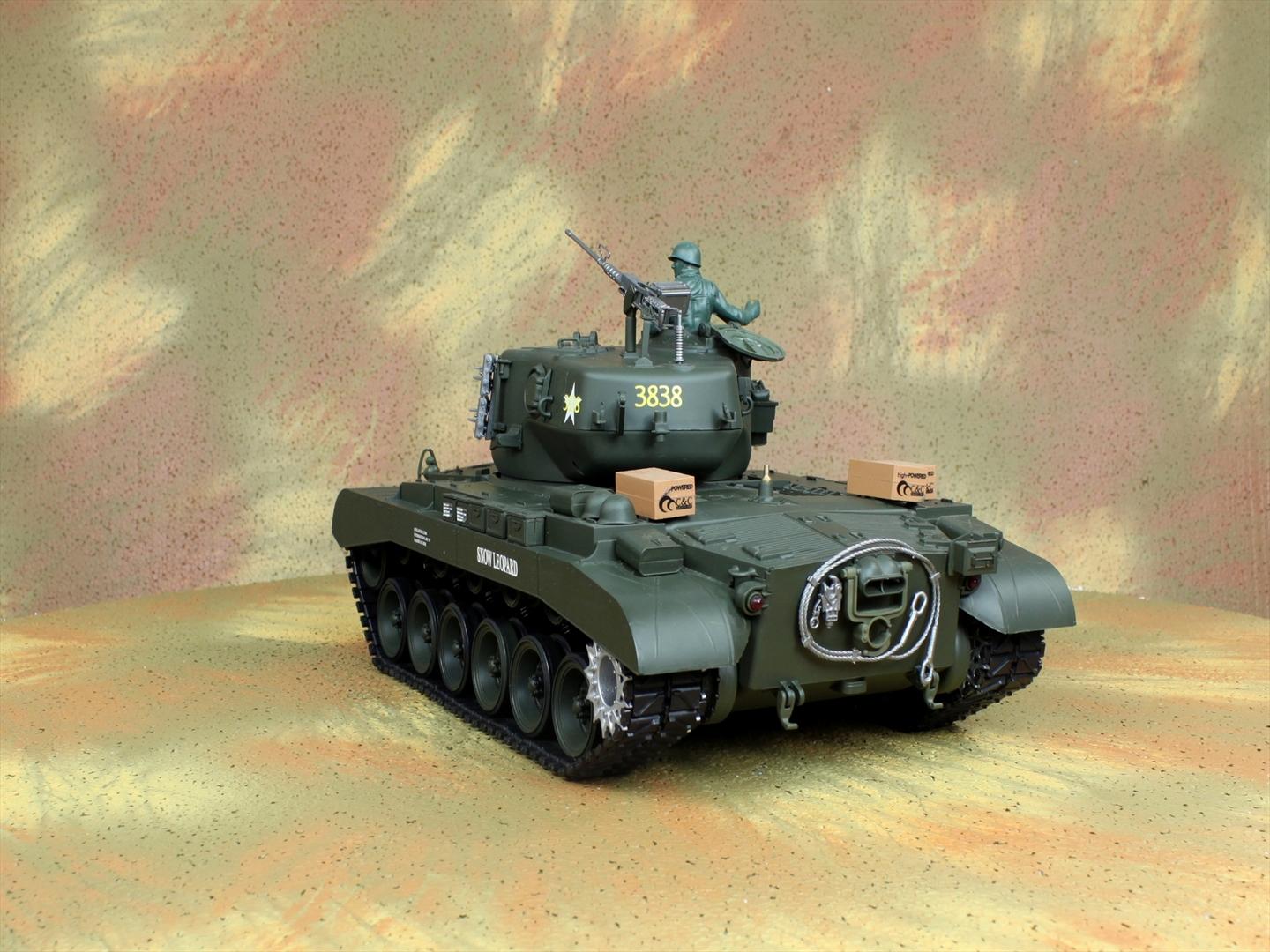 HENG-LONG Toys 3838 RC Scale Model Tank, WWII US M26 Pershing Snow Leopard Remote Control Tank.