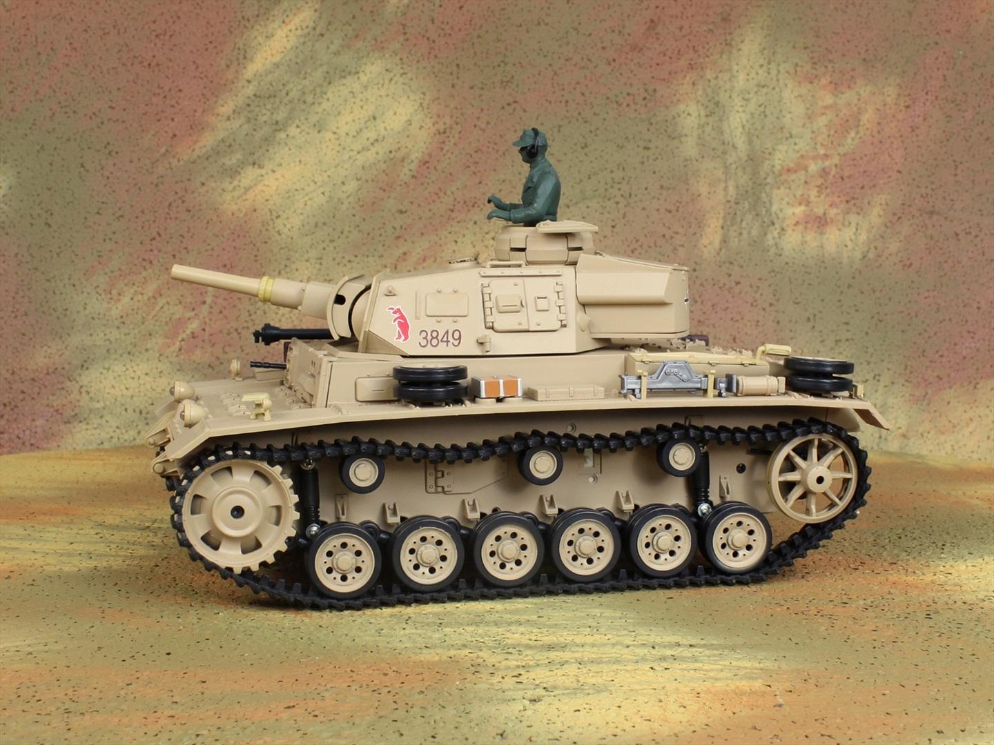 HENG-LONG Toys 3849 RC Scale Model Tank, World War II German Tauch Panzer III Ausf.H Remote Control Tank.
