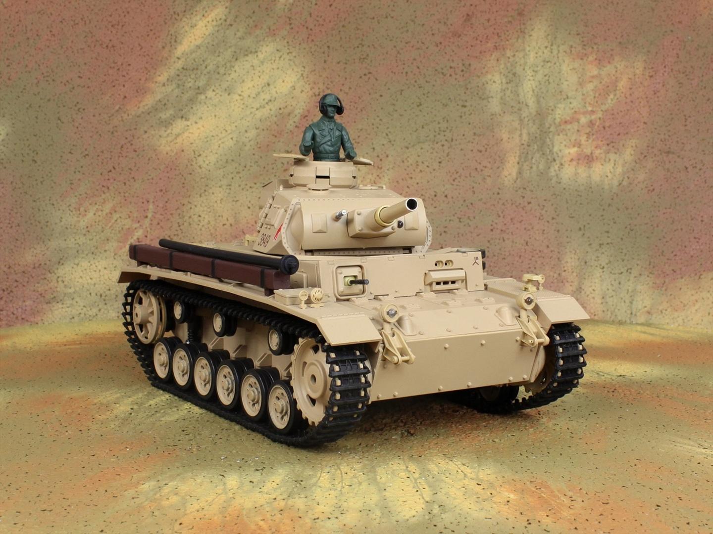 HENG-LONG Toys 3849 RC Scale Model Tank, World War II German Tauch Panzer III Ausf.H Remote Control Tank.