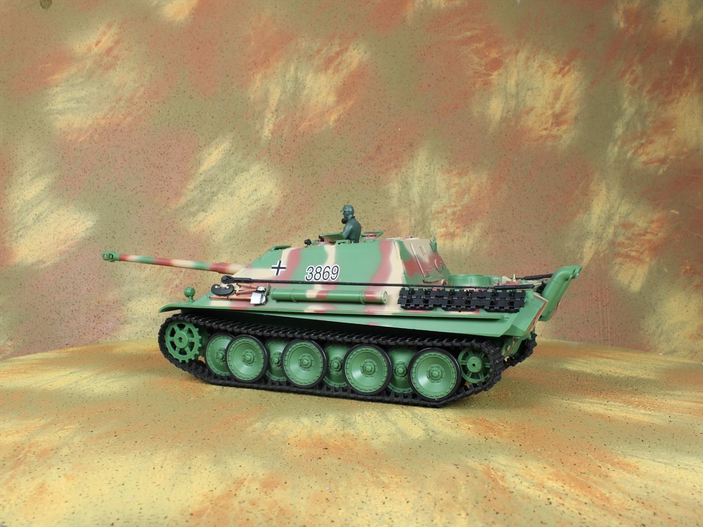 HENG-LONG Toys 3869 RC Scale Model Tank, World War II Jagdpanther German Tank Destroyer Remote Control Tank.