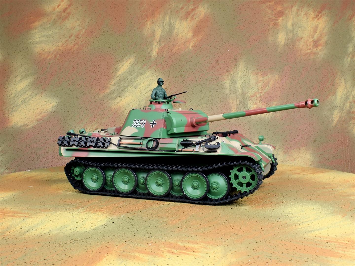 HENG-LONG Toys 3879 RC Scale Model Tank, World War II German Panther Type G Remote Control Tank.
