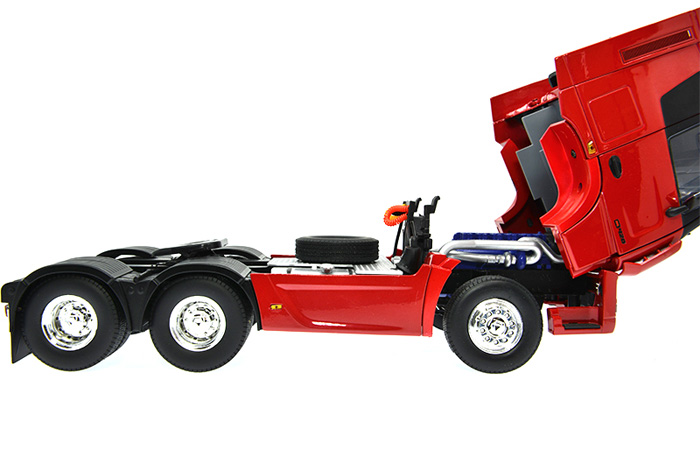 1/24 Scale Model XCMG Heavy Truck / Truck Tractor Trailer Diecast Model.