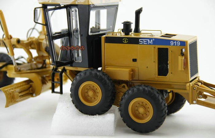 Scale Model, 1/35 Scale Caterpillar SEM 919 Motor Grader Diecast Model, CAT Grader Static model, finished model, display model.