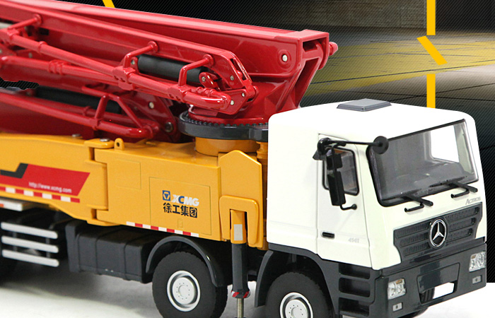 1/35 Scale Model XCMG HB56K Benz Actros-4141 Concrete Pump Truck, Engineering Machinery Diecast Model.