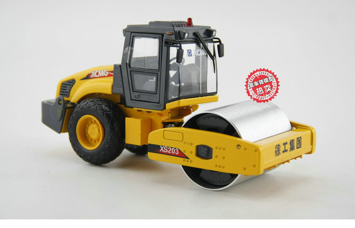 1/35 Scale Model XCMG XS203 Single Drum Roller Compactor Diecast Model, Zinc Alloy Model Toy.