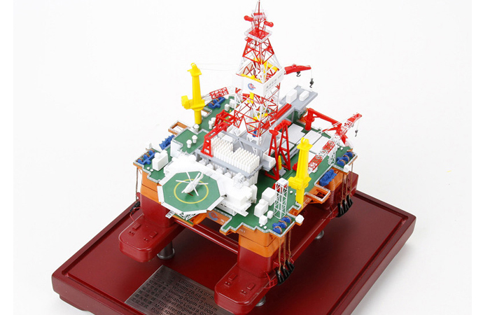 1/700 Scale Model CNOOC 981 Deepwater Semi-Submersible Drilling Platform Diecast Model.