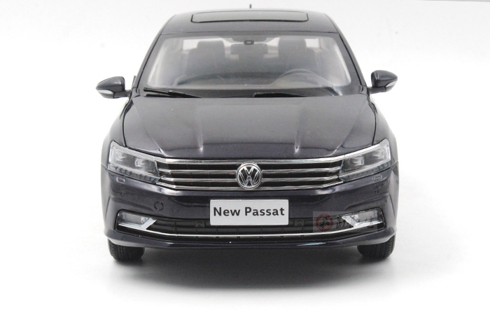 1/18 Scale Model Volkswagen 2016 NEW PASSAT GP Original Diecast Model Car, metal Scale model car, Gifts, toys, collectibles, Display Model, Static Model.
