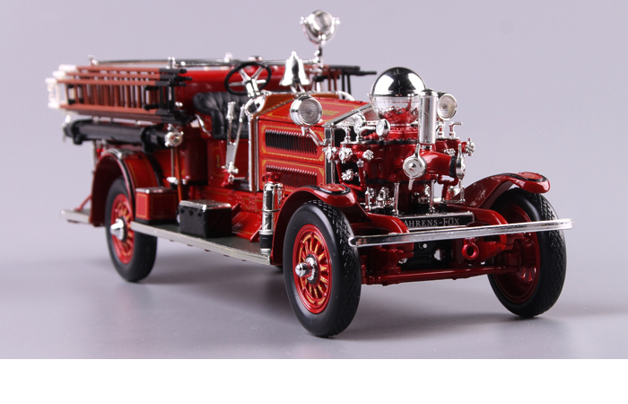 1/24 Scale Truck Diecast Model Lucky-Diecast 20108, 1925 AHRENS-FOX N-S-4 FIRE TRUCK.