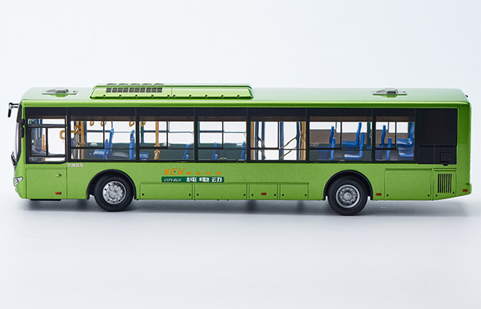 1/24 Scale Model YuTong Buses E12 Original Diecast Model Bus, Metal Scale Model Car, Gifts, Toys, Collectibles, Display Model, Static Model.