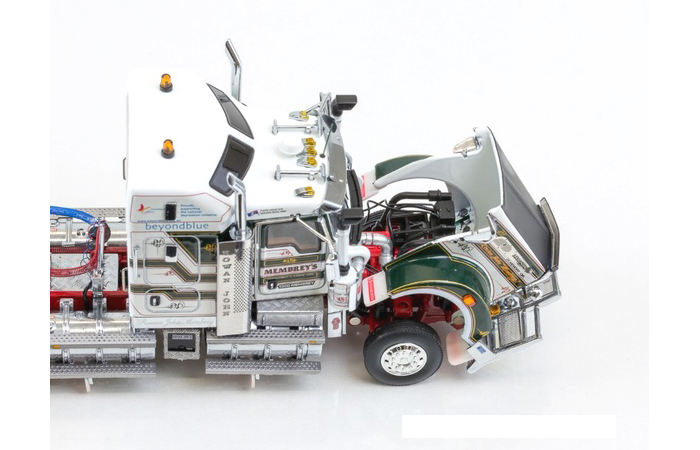 Drake Z01370 1/50 Scale Model. Kenworth T909 Tractor Diecast Model Truck Model.