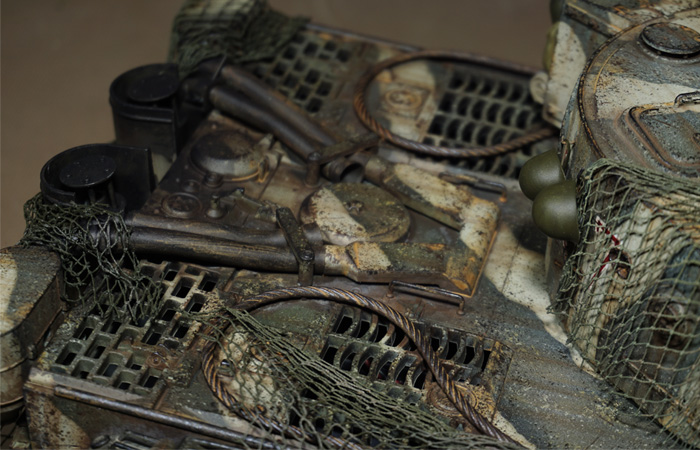 Battlefield V The Last Tiger 237 Remote Control Scale Model Tank, Game Tank custom coating.