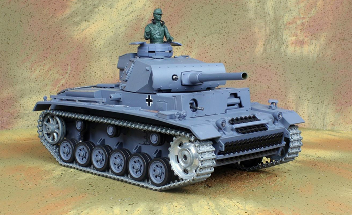 HENG-LONG Toys RC Tank 3848, WWII German Panzer III 1/16 Scale Model Tank, Airsoft tank, military vehicles, radio control battle tank.