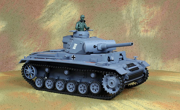 HENG-LONG Toys RC Tank 3848, WWII German Panzer III 1/16 Scale Model Tank, Airsoft tank, military vehicles, radio control battle tank.