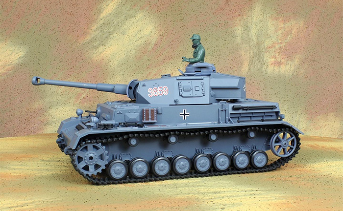 HENG-LONG Toys RC Tank 3859, World War II Germany PZKPFW.IV AUSF.F2.SD.KFZ.161-1 1/16 Scale Model  Remote control Tank, Airsoft tank.