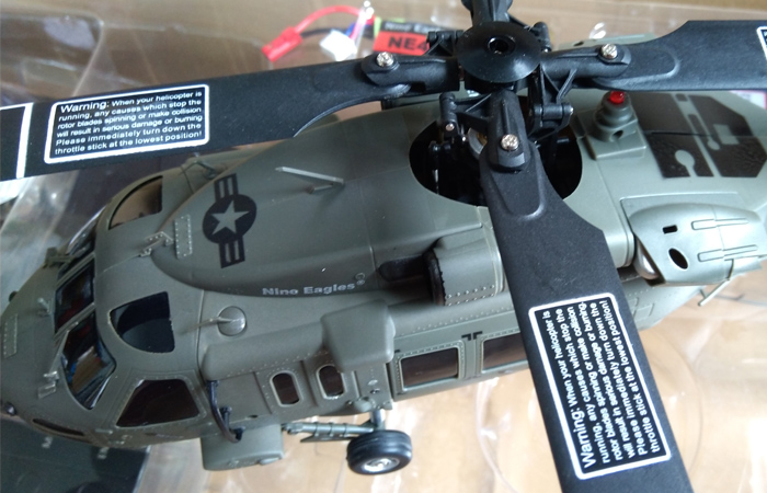 nine eagles solo pro 319a UH-60 blackhawk model RC helikopter 4 blade brushless flybarless 6ch RTF.