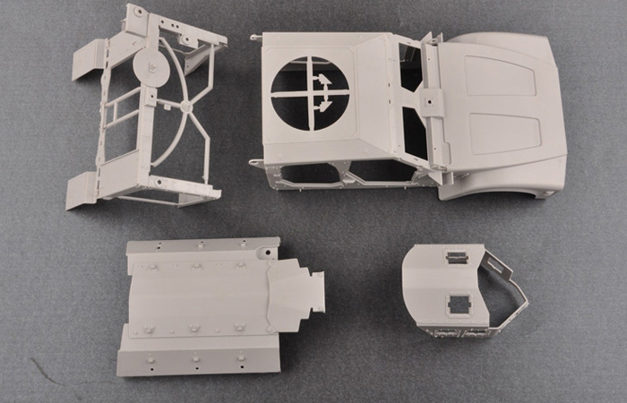 1/16 Scale Model Kit, US M-ATV MRAP, TRUMPETER 00930 Plastic Model Kit.