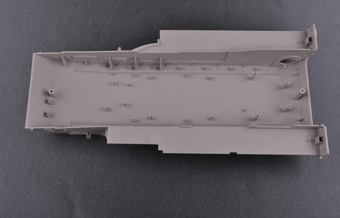 1/16 Scale Model Kit, US M1A1 AIM MBT, TRUMPETER 00926 Plastic Model Kit.