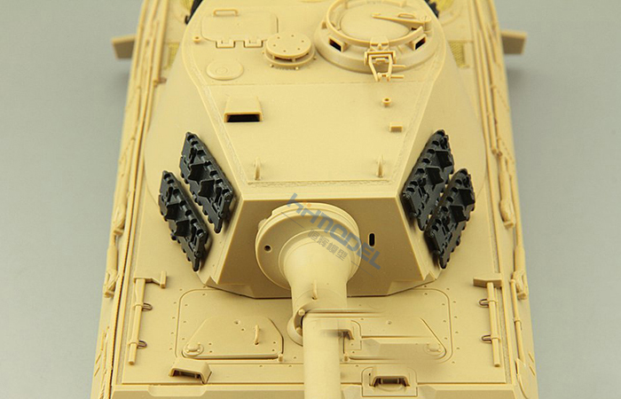 1/35 Scale Model Tank, Tamiya 35164 King Tiger Sd.Kfz. 182 Production Turret Plastic Scale Model Kit