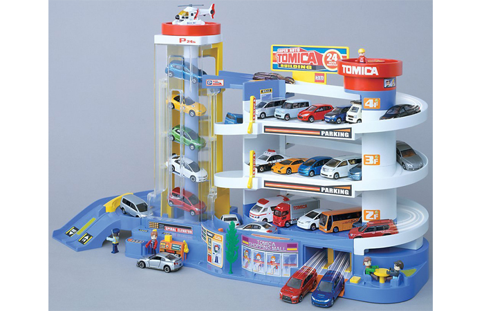 Takara Tomy, Tomica World Play-set Toys, Super Auto Tomica Building Car Playset.