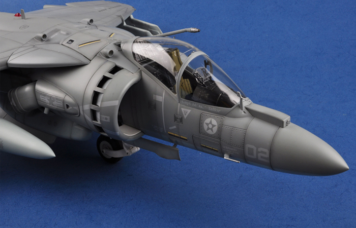 Merit Massive Plastic Model, 1/18 Scale United States Marines Corps McDonnell-Douglas AV-8B Harrier II Finished model, Trumpeter OEM 60027 
