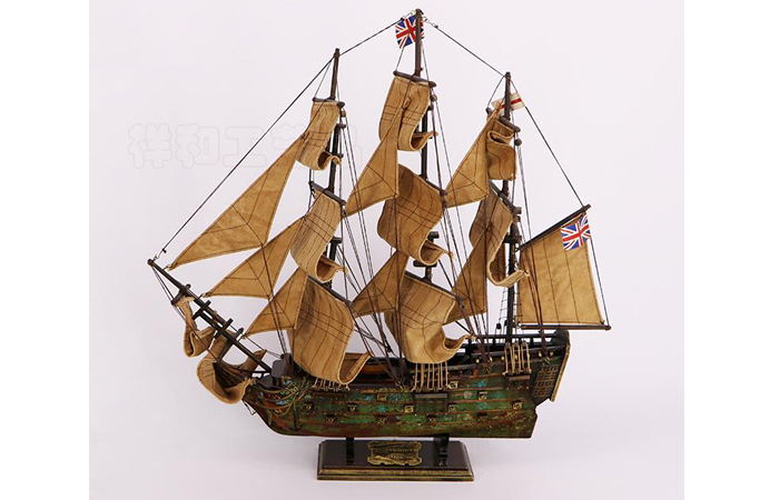 Wooden Scale Model Boat, British Royal Navy HMS VICTORY Sailing Ship Battleship Scale Model.