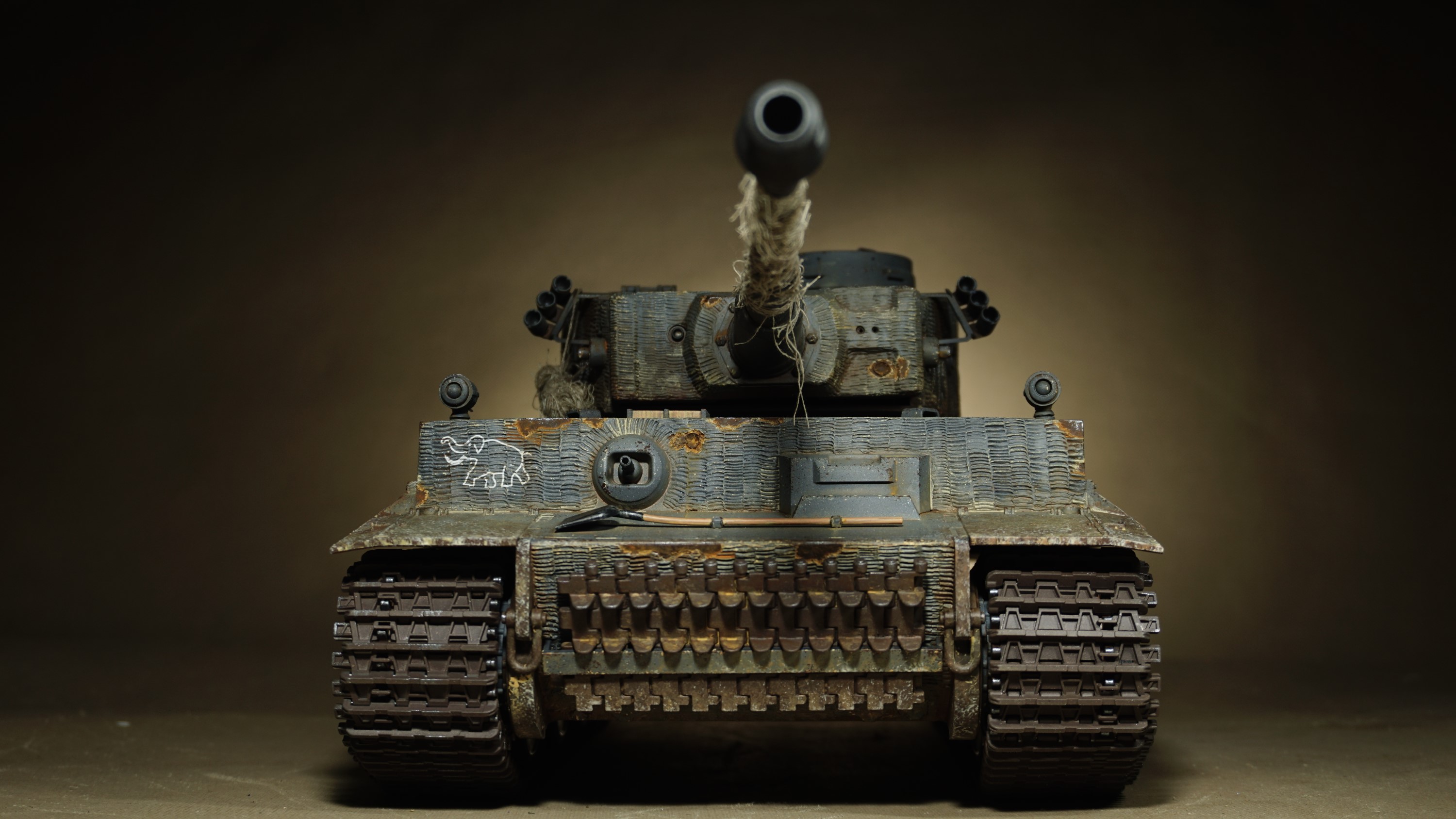 Tiger 1  RC Tank (mato rc tank, bachmann ttte, ship models kits).