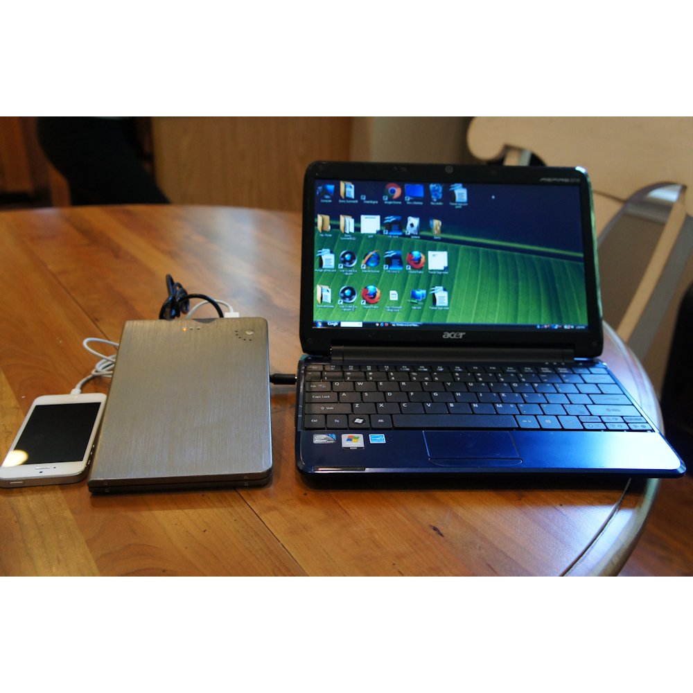 SunStash External Battery Pack with laptop charge tips